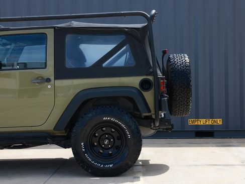 Used 2013 Jeep Wrangler Sport image 25