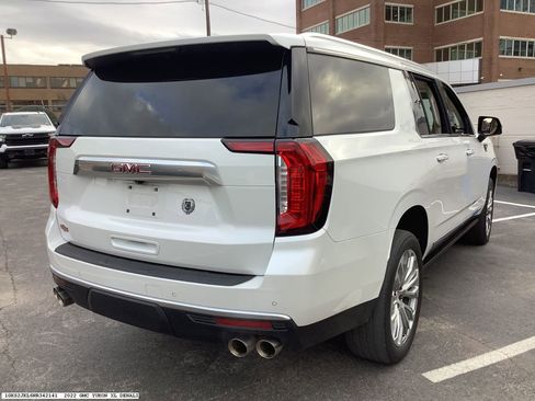 Used 2022 GMC Yukon XL Denali w/ Max Trailering Package image 5
