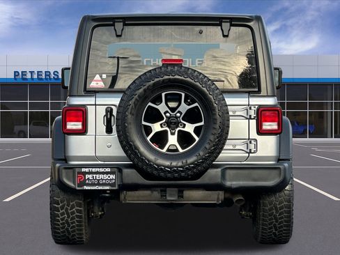 Used 2019 Jeep Wrangler Sport S image 5