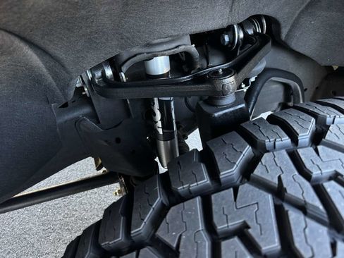 Used 2024 Chevrolet Silverado 2500 LTZ w/ LTZ Premium Package AWD/4WD image 29