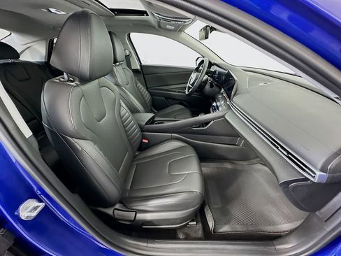Used 2023 Hyundai Elantra Limited FWD image 28