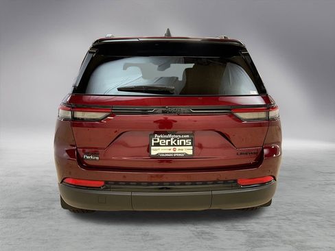 New 2025 Jeep Grand Cherokee Limited w/ Black Appearance Package image 5