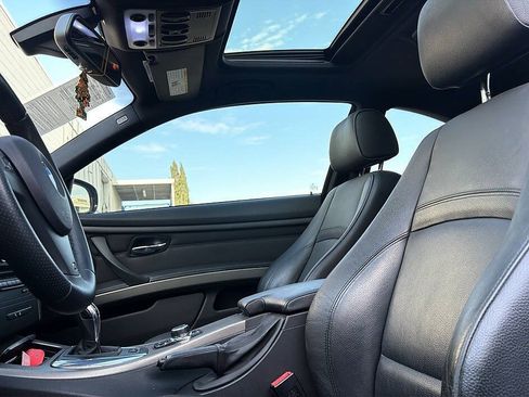 Used 2013 BMW 335is Coupe RWD image 4