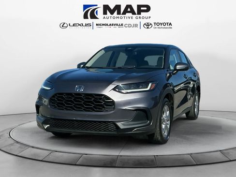 Used 2023 Honda HR-V LX image 1