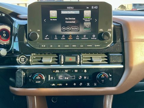 Used 2023 Nissan Pathfinder Platinum w/ Black Appearance Package image 37