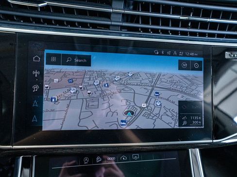 Used 2024 Audi Q8 Premium Plus w/ Premium Plus Package image 43