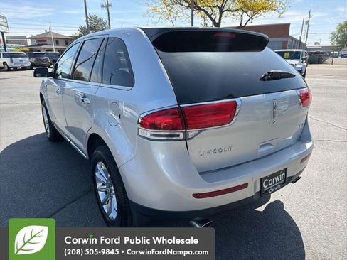 Used 2012 Lincoln MKX FWD image 7