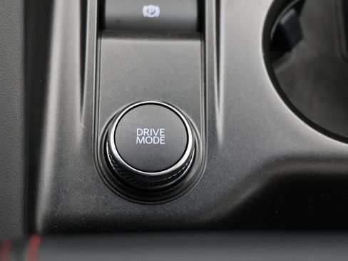 Used 2025 Ford Explorer ST image 29