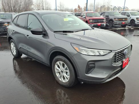 New 2026 Ford Escape Active w/ Cold Weather Package image 4