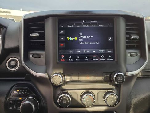 Used 2021 RAM 1500 Big Horn image 24