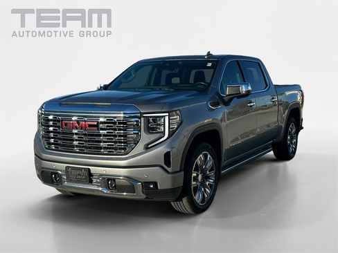Used 2023 GMC Sierra 1500 Denali w/ Denali Reserve Package image 3
