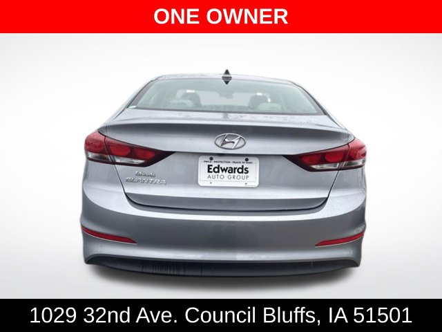 Used 2017 Hyundai Elantra SE FWD image 6