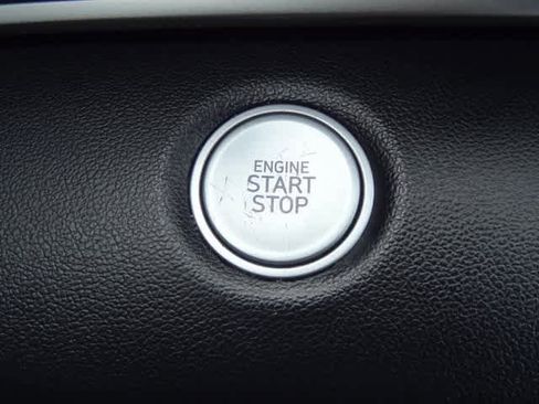 Used 2023 Hyundai Elantra SEL image 20