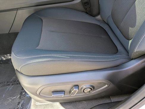 New 2025 Jeep Grand Cherokee L Laredo image 4