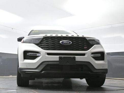 Used 2023 Ford Explorer ST w/ Equipment Group 401A AWD/4WD image 27