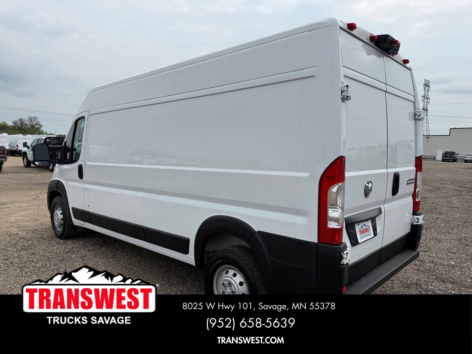 Used 2023 RAM ProMaster 2500 FWD image 3