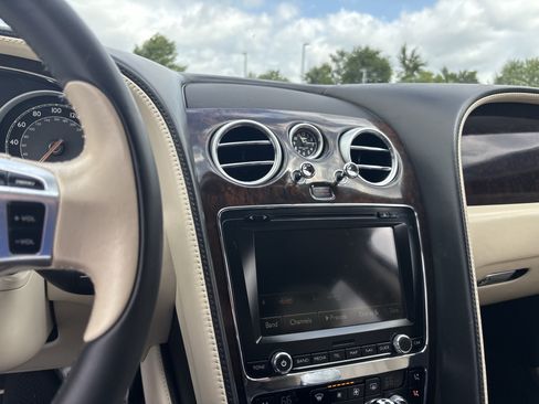Used 2014 Bentley Flying Spur W12 AWD/4WD image 31