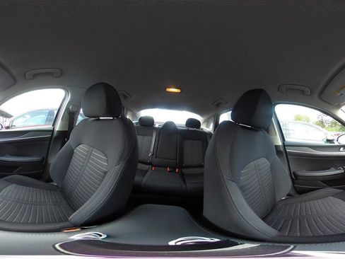 Used 2025 Kia K5 LXS FWD image 43