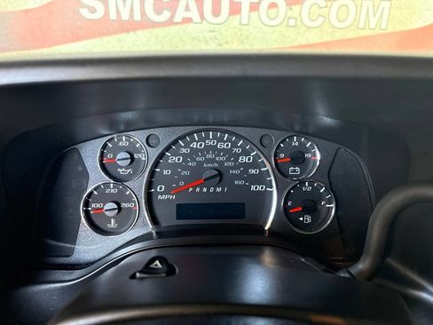 Used 2021 Chevrolet Express 2500 Extended w/ Driver Convenience Package RWD image 12