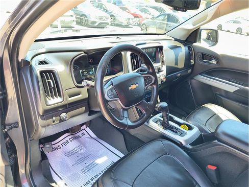 Used 2016 Chevrolet Colorado LT w/ Luxury Package, Chrome RWD image 3