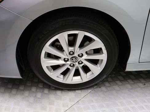 Certified 2023 Toyota Camry LE image 4