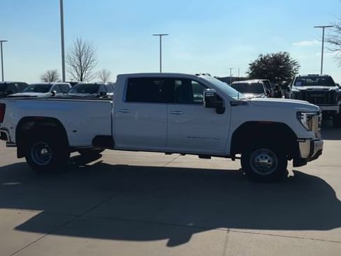 New 2026 GMC Sierra 3500 SLT w/ SLT Convenience Package AWD/4WD image 2