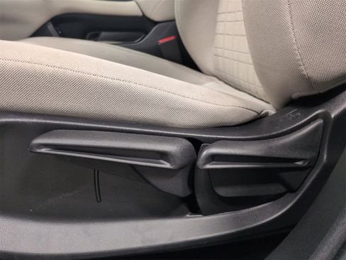 Used 2024 Honda HR-V LX image 17