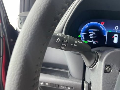 New 2026 Toyota Sienna Platinum AWD/4WD image 10