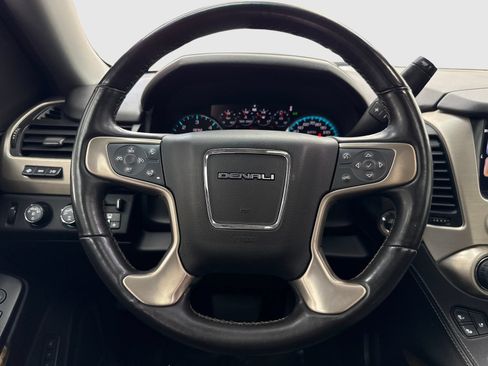 Used 2017 GMC Yukon Denali w/ Open Road Package AWD/4WD image 19