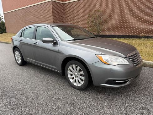 Used 2012 Chrysler 200 Touring w/ Cold Weather Group image 14