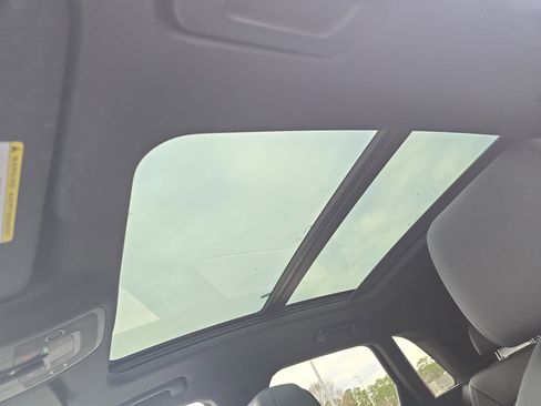 Certified 2025 Audi Q3 2.0T Premium w/ Convenience Package image 27