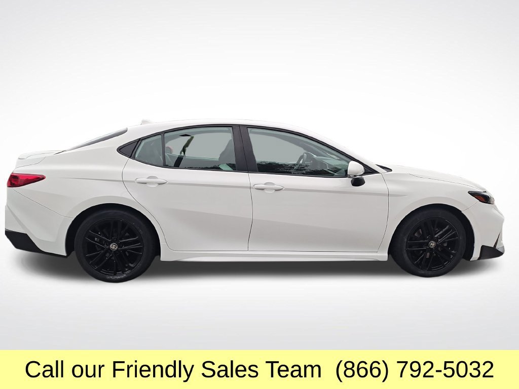 Certified 2025 Toyota Camry SE FWD image 7