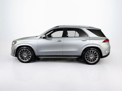 Used 2022 Mercedes-Benz GLE 450 4MATIC image 2