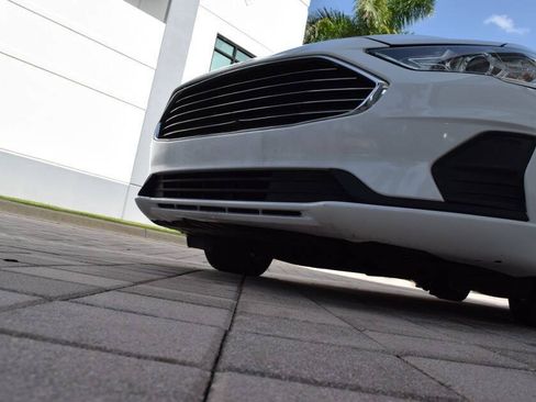 Used 2020 Ford Fusion SE FWD image 13