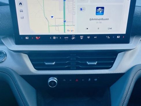 New 2025 Ford Explorer Active w/ Active Comfort Package image 16