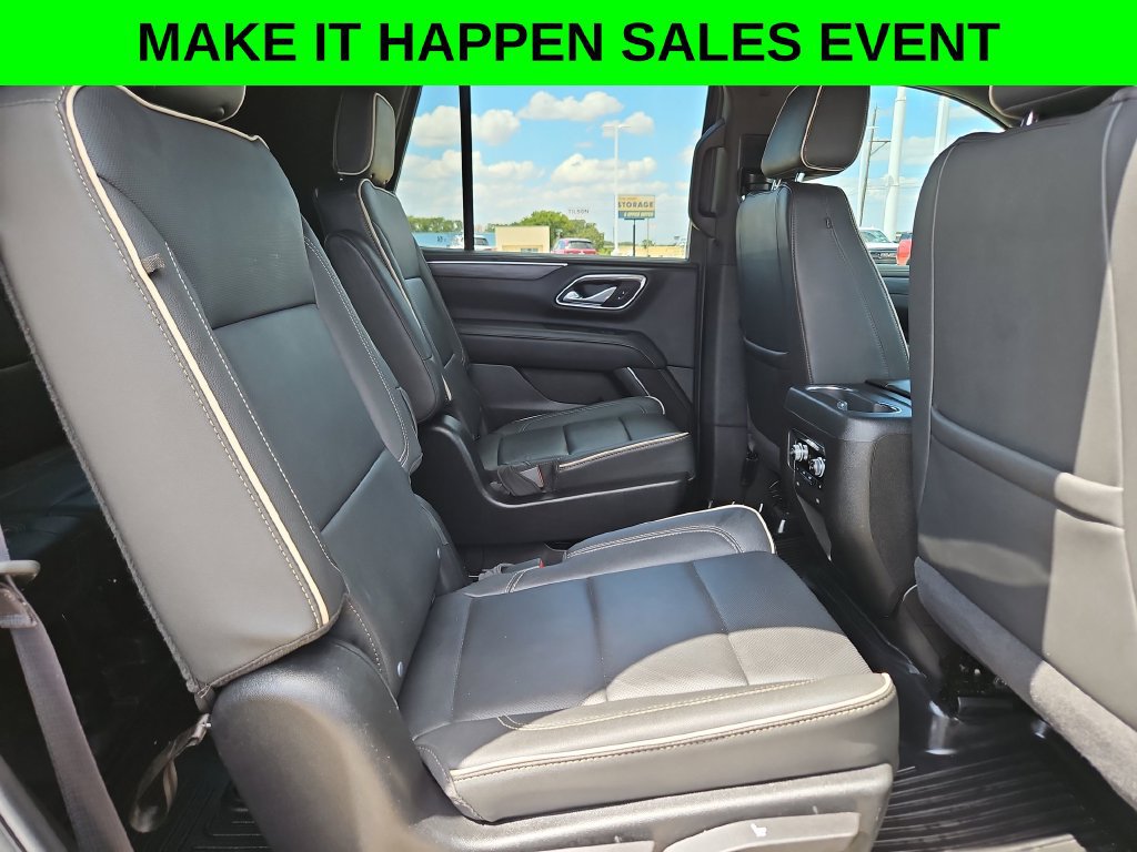 Used 2024 GMC Yukon SLT w/ SLT Luxury Package AWD/4WD image 27