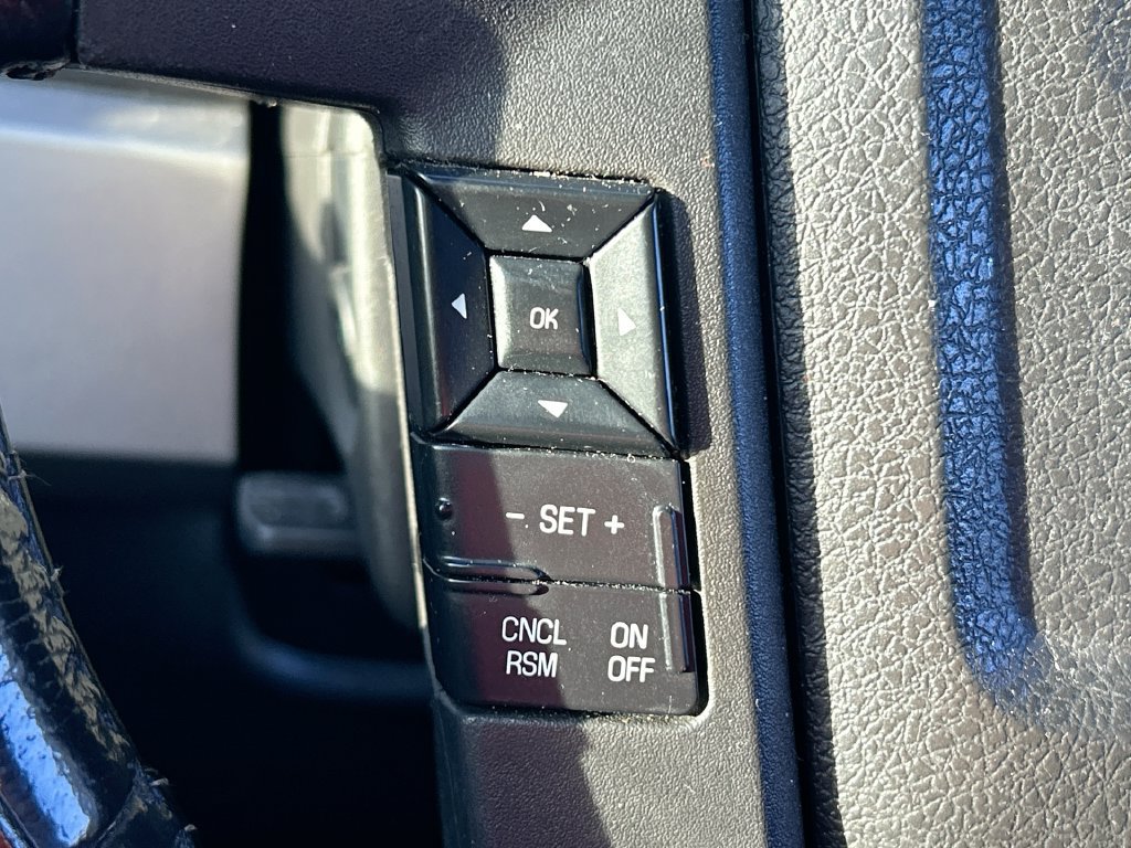 Used 2013 Ford F150 Lariat w/ Mid Equipment Group RWD image 16