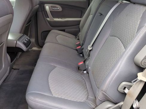 Used 2012 Chevrolet Traverse LS FWD image 23