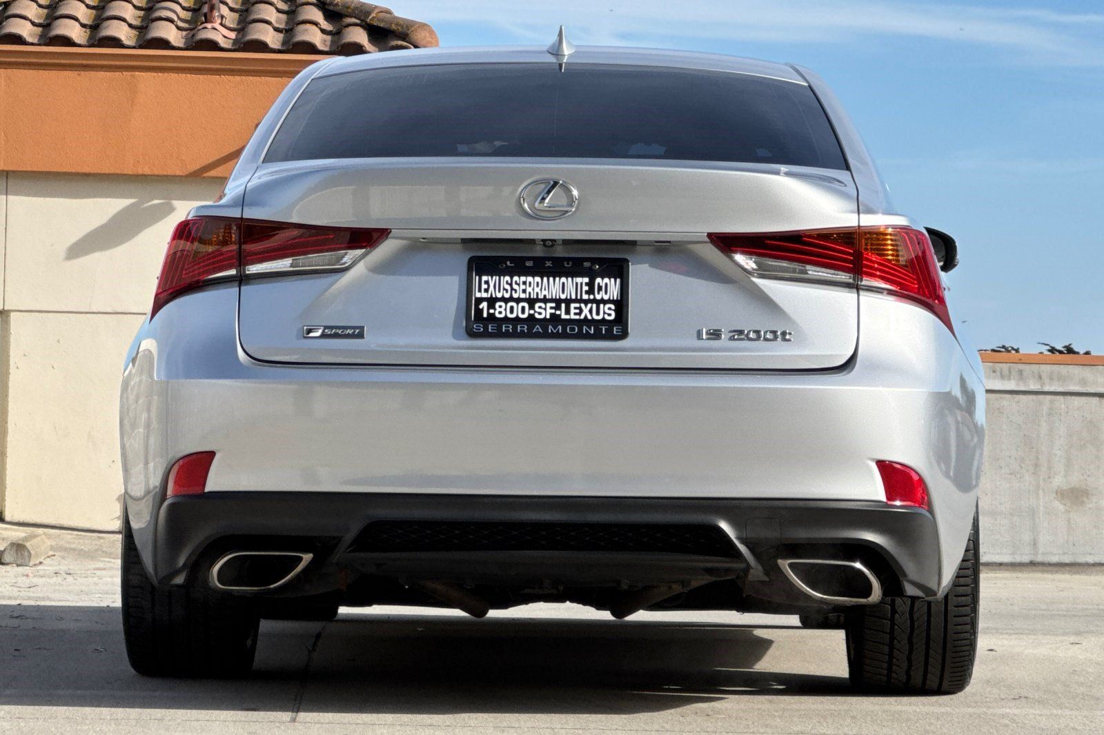 Used 2017 Lexus IS 200t F Sport RWD image 9