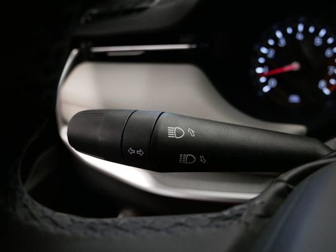 New 2025 Jeep Compass Limited image 23