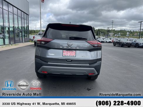 Used 2023 Nissan Rogue SV AWD/4WD image 6