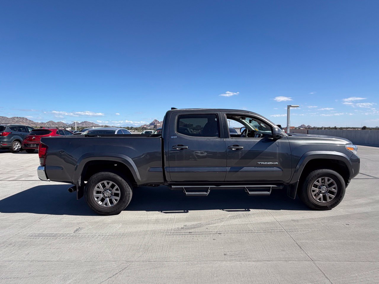 Used 2019 Toyota Tacoma SR5 RWD image 2