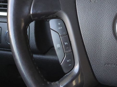 Used 2011 Chevrolet Silverado 2500 LTZ w/ LTZ Plus Package AWD/4WD image 33