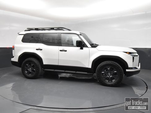 Used 2024 Lexus GX 550 AWD/4WD image 47
