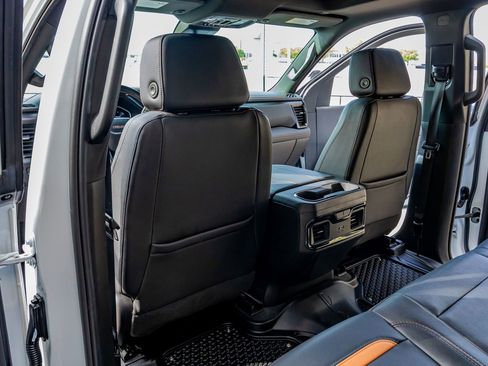 Used 2024 GMC Sierra 2500 AT4 w/ AT4 Premium Plus Package image 34