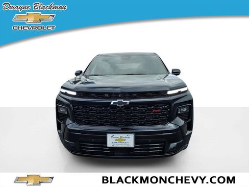 Used 2024 Chevrolet Traverse RS w/ LPO, Floor Liner Package AWD/4WD image 8