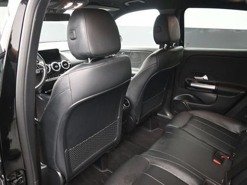 Certified 2025 Mercedes-Benz GLA 250 image 23