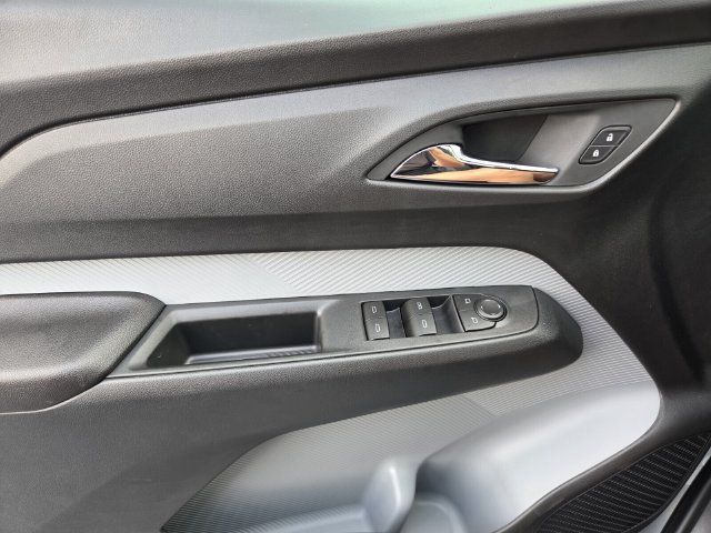 New 2027 Chevrolet Bolt LT w/ Comfort Package FWD image 12