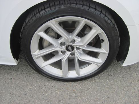 Used 2024 Audi A5 2.0T Premium Plus AWD/4WD image 5