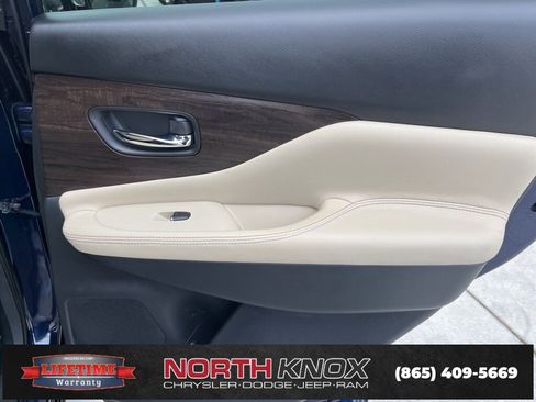 Used 2023 Nissan Murano Platinum w/ Cargo Package image 24